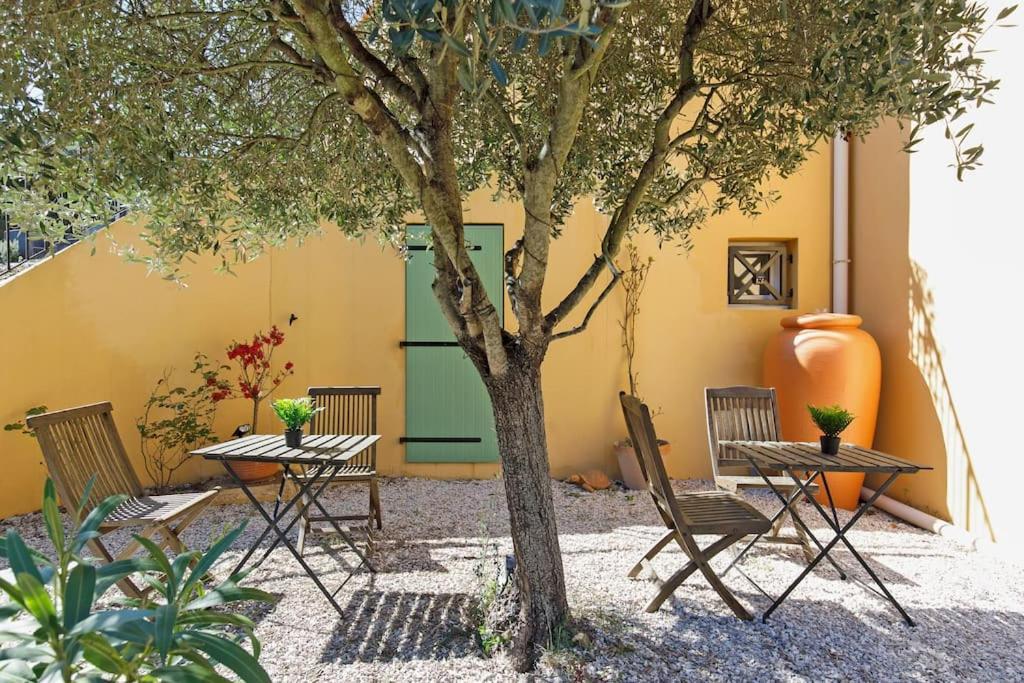 Studio rénové avec parking et terrasse à Eze village Èze Exterior foto